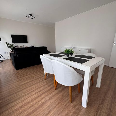 Apartamento à venda com 96m², 3 quartos e 3 vagas Apartamento à venda com 96m², 3 quartos e 3 vagasSala