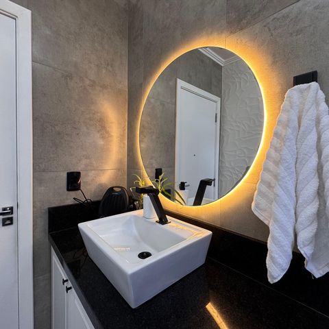 Apartamento à venda com 96m², 3 quartos e 3 vagas Apartamento à venda com 96m², 3 quartos e 3 vagasBanheiro