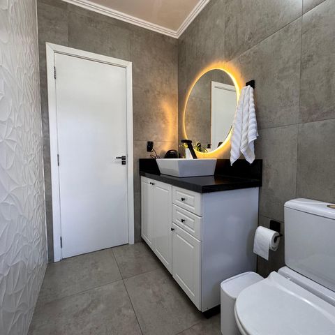 Apartamento à venda com 96m², 3 quartos e 3 vagas Apartamento à venda com 96m², 3 quartos e 3 vagasBanheiro
