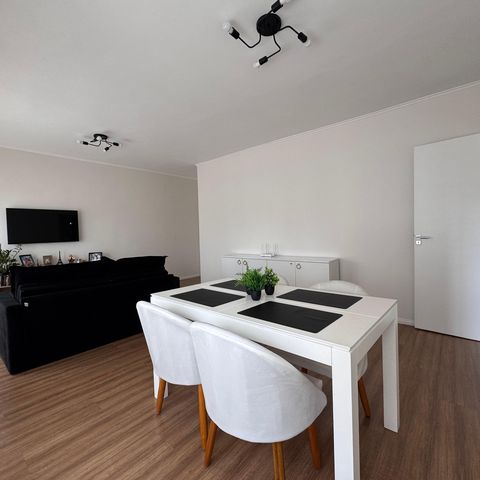 Apartamento à venda com 96m², 3 quartos e 3 vagas Apartamento à venda com 96m², 3 quartos e 3 vagasSala