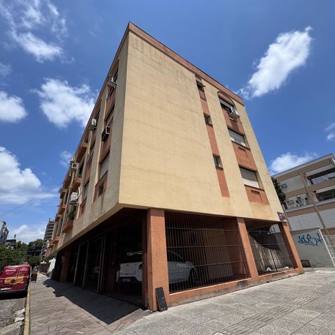 Apartamento à venda com 96m², 3 quartos e 3 vagas Apartamento à venda com 96m², 3 quartos e 3 vagasFachada