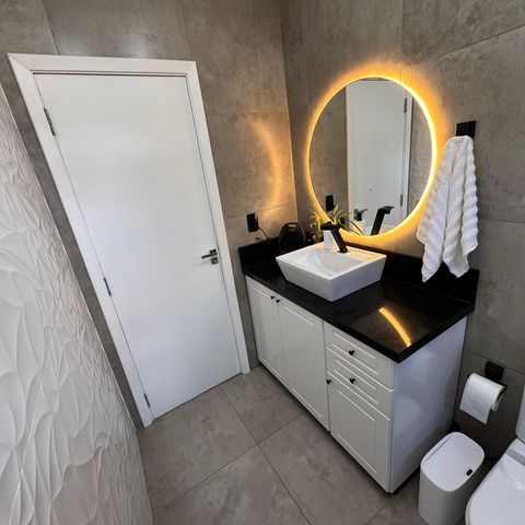 Apartamento à venda com 96m², 3 quartos e 3 vagas Apartamento à venda com 96m², 3 quartos e 3 vagasBanheiro