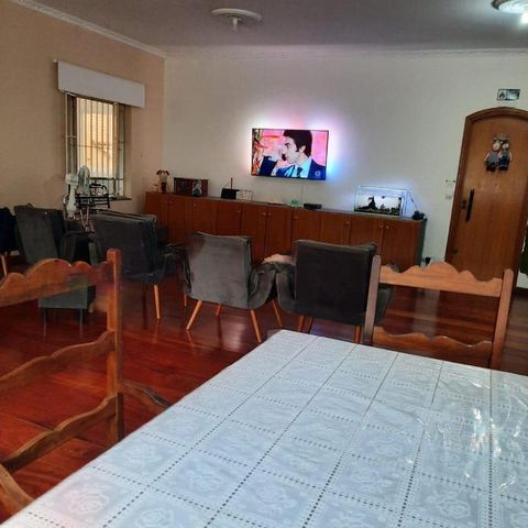 Casa à venda com 385m², 10 quartos e 6 vagas