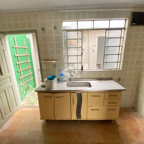 Casa à venda com 70m², 1 quarto e 2 vagas