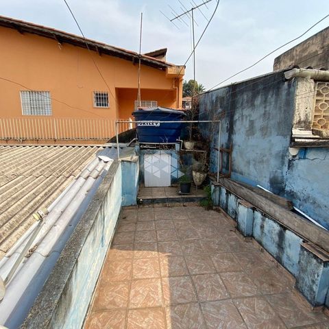 Casa à venda com 70m², 1 quarto e 2 vagas