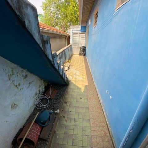Casa à venda com 70m², 1 quarto e 2 vagas