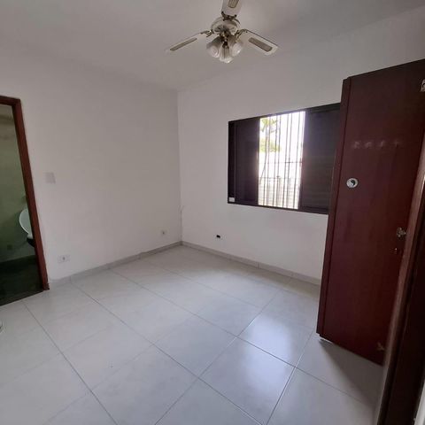 Casa à venda com 150m², 3 quartos e 2 vagas