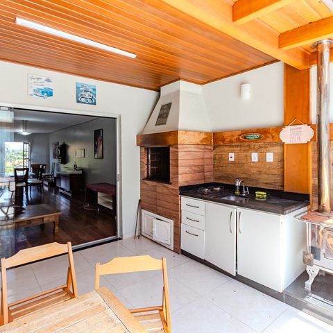 Casa de condomínio à venda com 300m², 3 quartos e 2 vagas Casa de condomínio à venda com 300m², 3 quartos e 2 vagasEspaço Gourmet