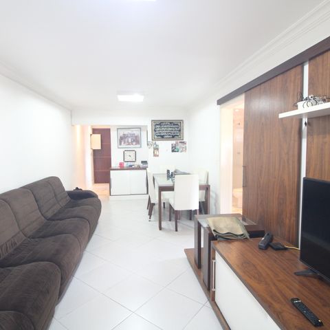 Apartamento à venda com 78m², 2 quartos e 1 vagaSala