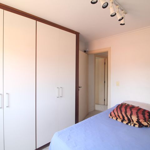 Apartamento à venda com 78m², 2 quartos e 1 vagaQuarto 2