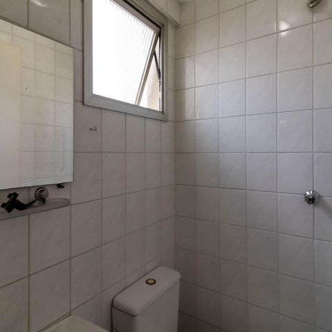 Apartamento para alugar com 90m², 3 quartos e 2 vagasBanheiro de Serviço