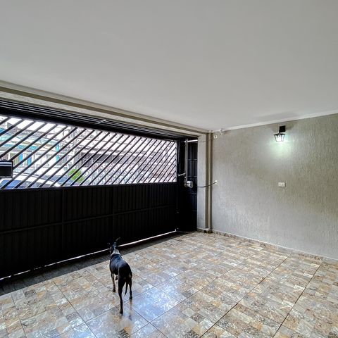 Casa à venda com 148m², 3 quartos e 2 vagas Casa à venda com 148m², 3 quartos e 2 vagasGaragem
