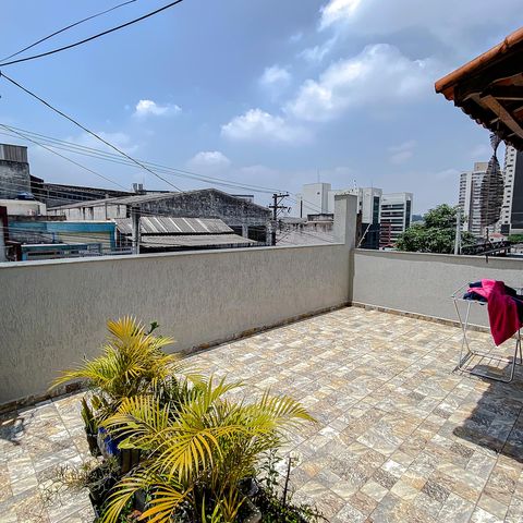 Casa à venda com 148m², 3 quartos e 2 vagas Casa à venda com 148m², 3 quartos e 2 vagasVaranda da Suíte