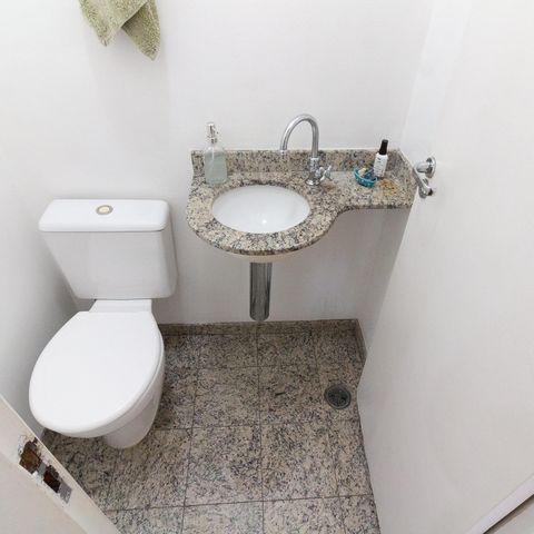 Casa de condomínio à venda com 90m², 2 quartos e 2 vagas Casa de condomínio à venda com 90m², 2 quartos e 2 vagasLavabo