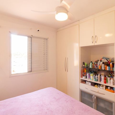 Casa de condomínio à venda com 90m², 2 quartos e 2 vagas Casa de condomínio à venda com 90m², 2 quartos e 2 vagasQuarto 1 - Suíte
