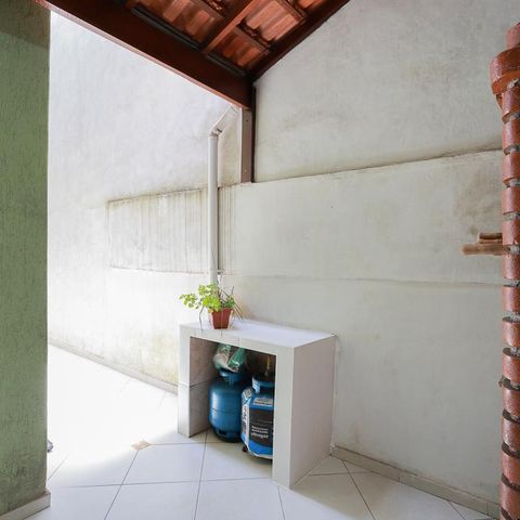 Casa à venda com 125m², 3 quartos e 2 vagas Casa à venda com 125m², 3 quartos e 2 vagasÁrea de lazer