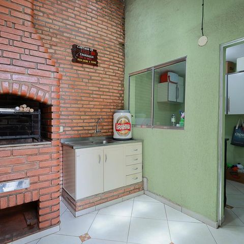 Casa à venda com 125m², 3 quartos e 2 vagas Casa à venda com 125m², 3 quartos e 2 vagasÁrea de lazer