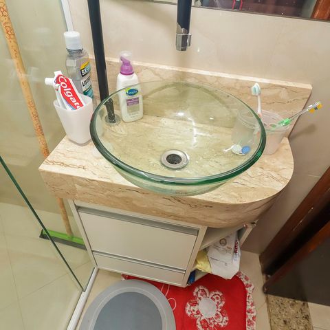 Casa à venda com 86m², 2 quartos e 2 vagasBanheiro da Suíte 2