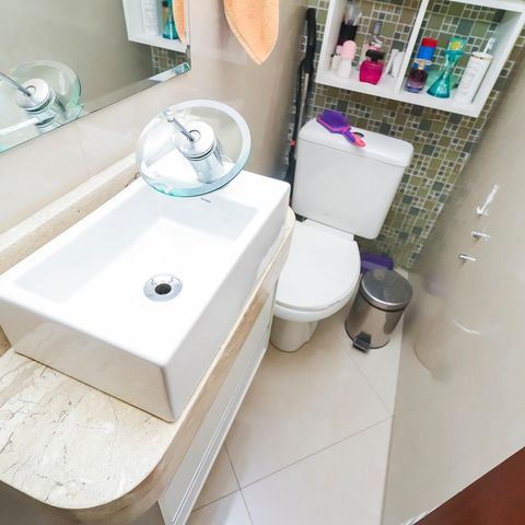 Casa à venda com 86m², 2 quartos e 2 vagasLavabo