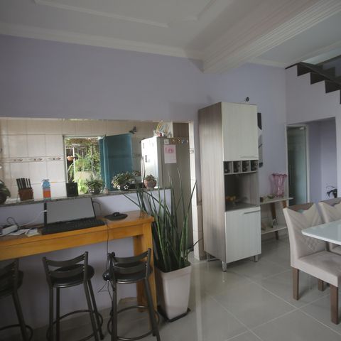 Casa à venda com 180m², 4 quartos e 1 vagaSala