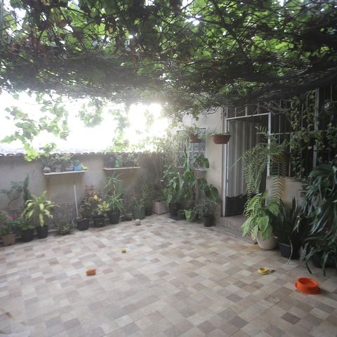 Casa à venda com 180m², 4 quartos e 1 vagaArea Comum