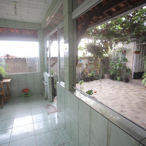Casa à venda com 180m², 4 quartos e 1 vagaArea Comum