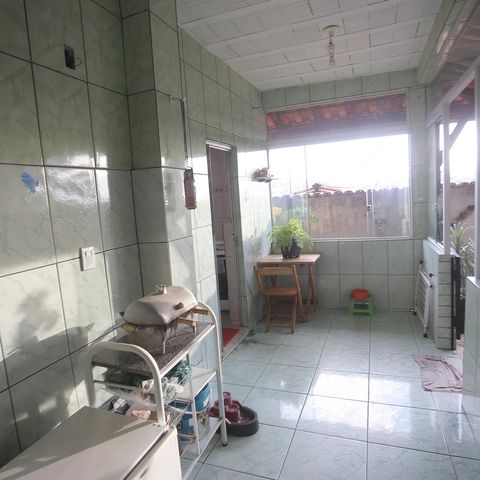 Casa à venda com 180m², 4 quartos e 1 vagaArea Comum