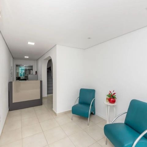 Casa à venda com 213m², 4 quartos e 2 vagas Casa à venda com 213m², 4 quartos e 2 vagasFoto 03