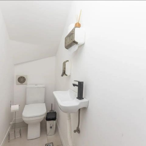 Casa à venda com 213m², 4 quartos e 2 vagas Casa à venda com 213m², 4 quartos e 2 vagasFoto 18