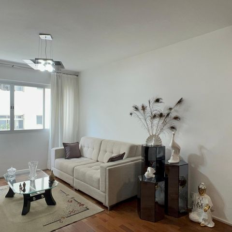 Apartamento para alugar com 117m², 3 quartos e 2 vagasSala