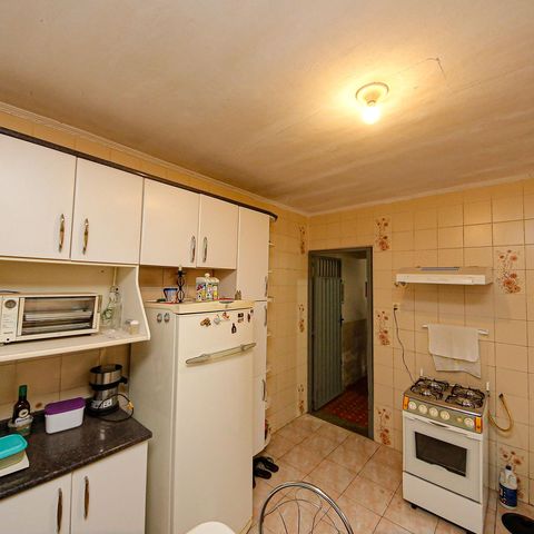 Casa à venda com 125m², 3 quartos e 4 vagas Casa à venda com 125m², 3 quartos e 4 vagasCozinha