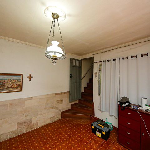 Casa à venda com 125m², 3 quartos e 4 vagas Casa à venda com 125m², 3 quartos e 4 vagasSala