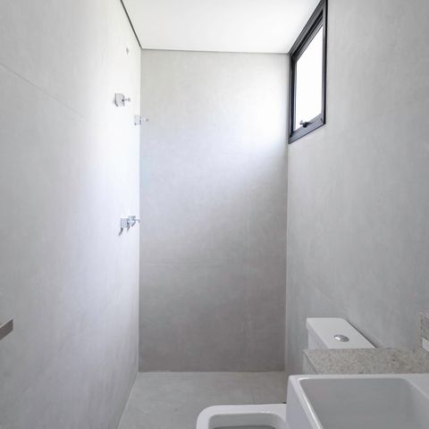 Apartamento à venda com 61m², 2 quartos e 1 vagaBanheiro da suíte 