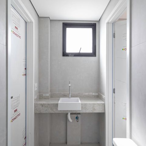 Apartamento à venda com 61m², 2 quartos e 1 vagaBanheiro social e da semi suíte 