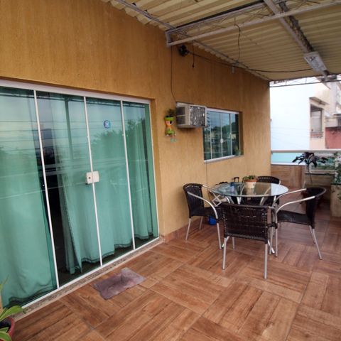 Casa à venda com 130m², 4 quartos e 1 vagaVaranda