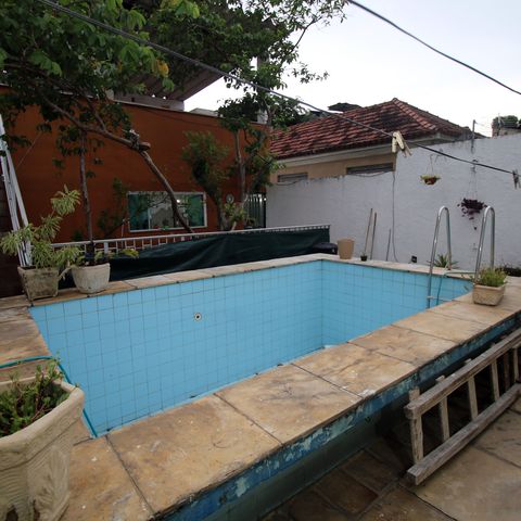Casa à venda com 130m², 4 quartos e 1 vagaPiscina