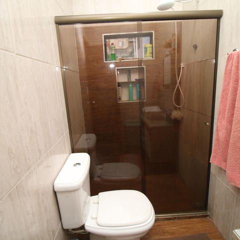 Casa à venda com 130m², 4 quartos e 1 vagaBanheiro da Suíte 1