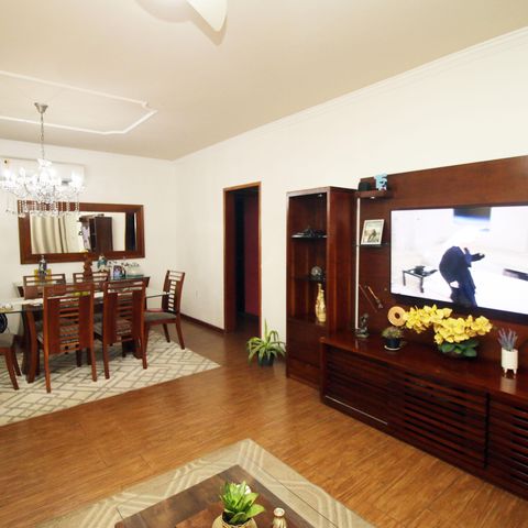 Casa à venda com 130m², 4 quartos e 1 vagaSala