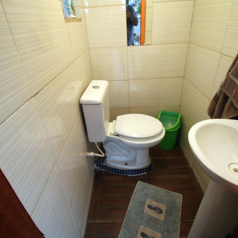 Casa à venda com 130m², 4 quartos e 1 vagaBanheiro - Terraço