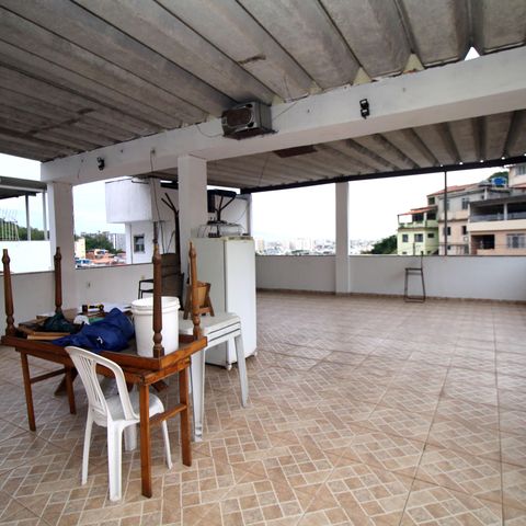 Casa à venda com 130m², 4 quartos e 1 vagaTerraço