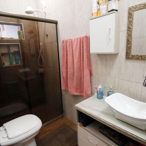 Casa à venda com 130m², 4 quartos e 1 vagaBanheiro da Suíte 1
