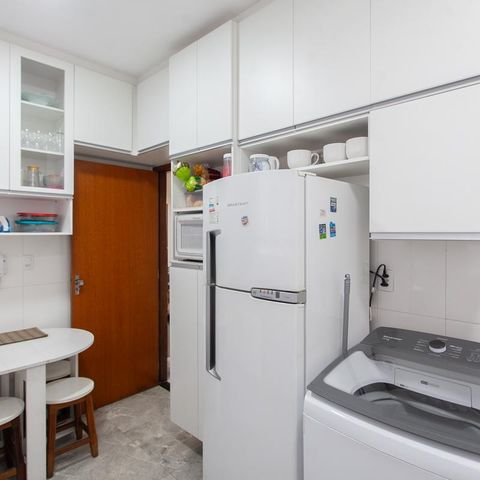 Apartamento à venda com 65m², 3 quartos e 1 vaga Apartamento à venda com 65m², 3 quartos e 1 vagaCozinha e Área de Serviço