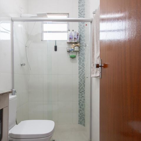 Apartamento à venda com 65m², 3 quartos e 1 vaga Apartamento à venda com 65m², 3 quartos e 1 vagaBanheiro