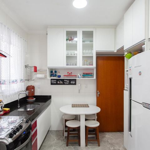 Apartamento à venda com 65m², 3 quartos e 1 vaga Apartamento à venda com 65m², 3 quartos e 1 vagaCozinha e Área de Serviço