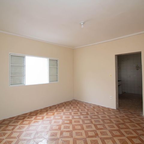 Casa para alugar com 183m², 2 quartos e 2 vagasSala