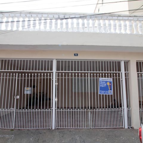 Casa para alugar com 183m², 2 quartos e 2 vagasFachada