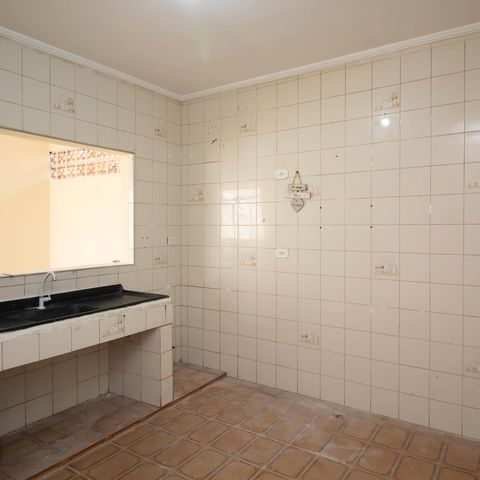 Casa para alugar com 183m², 2 quartos e 2 vagasCozinha
