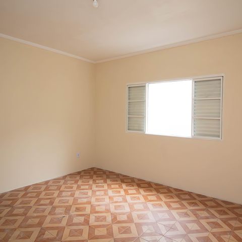 Casa para alugar com 183m², 2 quartos e 2 vagasSala