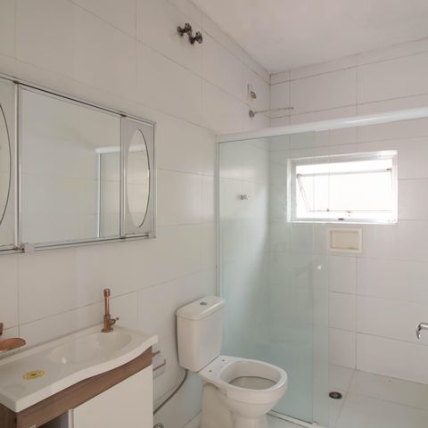 Casa para alugar com 183m², 2 quartos e 2 vagasBanheiro