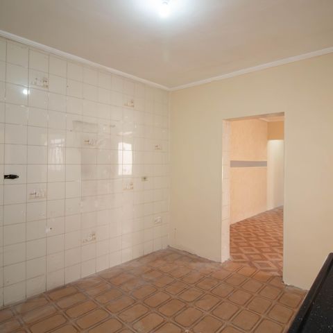 Casa para alugar com 183m², 2 quartos e 2 vagasCozinha